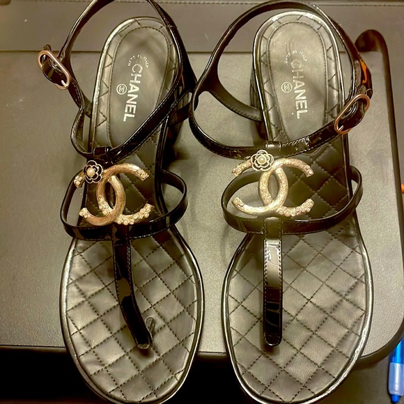 CHANEL Shoes - CHANEL sandals, worn 2x
